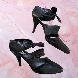 ​​Alaïa Rare Archival Black Leather Bow Pumps